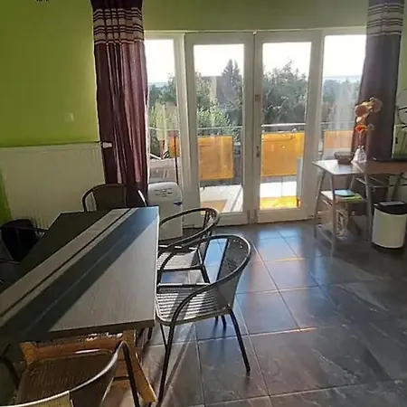 Mitra Vendeghaz Balatonalmadi
