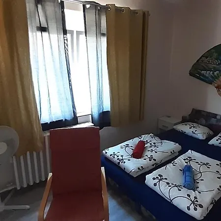 Mitra Vendeghaz Balatonalmadi