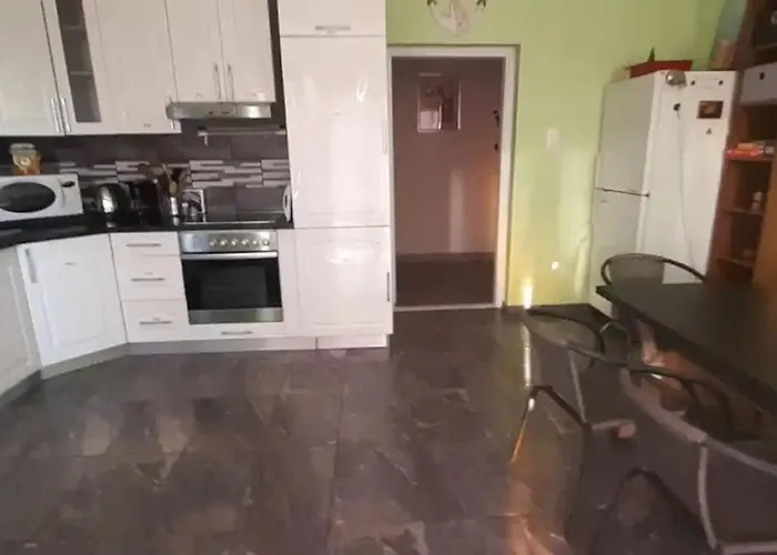 Mitra Vendeghaz Balatonalmádi