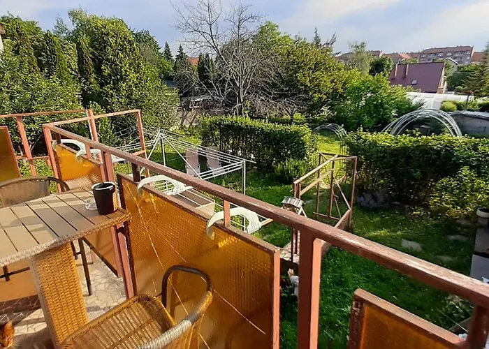 Konukevi Mitra Vendeghaz Balatonalmádi